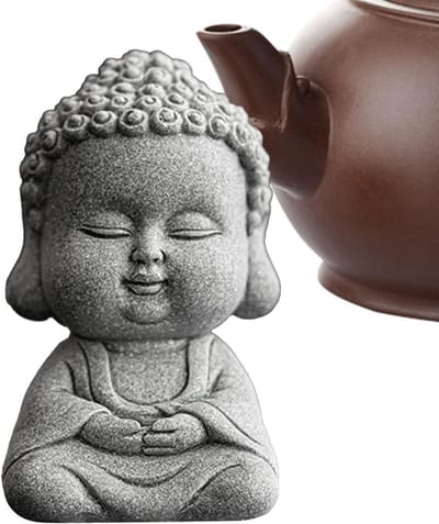 Boeddha Beeldje - Monnik Beeldje Meditatie - Zen Decoratie - Gemaakt van Zandsteen - 4.5 x 4.5 x 7 cm