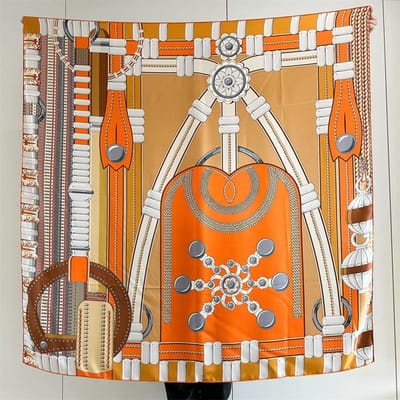 Écharpe Carrée en Sergé de Soie Haut de Gamme Automne Hiver Polyvalente Écharpe en Soie de Mûrier pour Femme Sortie Écharpe orange