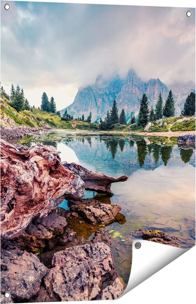 Gards Tuinposter Meer met Rotsen in de Alpen Bergen - 60x80 cm - Tuindoek - Tuindecoratie - Wanddecoratie buiten - Tuinschilderij
