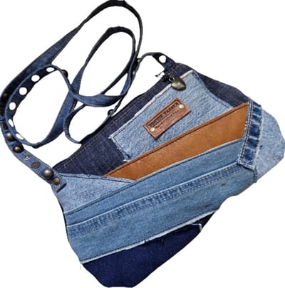 Toetie & Zo - Tasje - Jeans - Ibiza style - Leer - Mobieltas - Festivaltas - 22bx15h