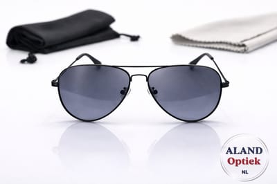 Unisex zonnebril op sterkte +1,5 met doekje / unisex leesbril / lichtgewicht mannen vrouwen bril +1.5 / comfortabele lenzen UV400 / 3025 Aland optiek / leesbril unisex reading glasses / Lunettes de Lecture / Lunettes de Soleil