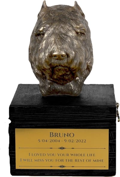 Bouvier des Flandres urn hond met gravure en hondensculptuur, handgemaakt