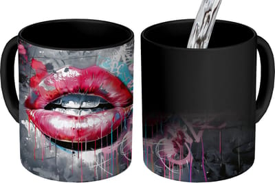 Magische Mok - Foto op Warmte Mokken - Koffiemok - Lippen - Felroze - Graffiti - Verfstrepen - Magic Mok - Beker - 350 ML - Theemok