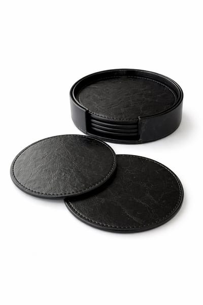 Luxe leren onderzetters met subtiel marmer effect. Voor glazen 6 stuks zwart inclusief houder - Waterafstotend en Hittebestendig - Glasonderzetters voor op Tafel - Coasters - Rond