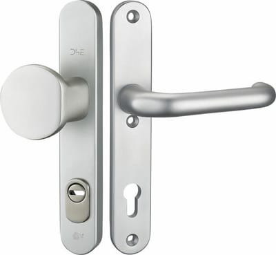 Veiligheidsgarnituur, D4E, alum.,afgerond, duwer/kruk, met kerntrekbeveiliging, PC92, deurdikte 40-54mm, schild 40mmx246mm