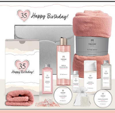 Geschenkset “35 Jaar, Happy Birthday!” - 10 producten - 900 gram | Luxe Cadeaubox voor haar - Wellness Pakket Vrouw - Giftset Deluxe - Cadeaupakket - Verjaardag Feestje Vijfendertig jaar - Gefeliciteerd Cadeau - Party Gift Set - Fleece deken - Roze