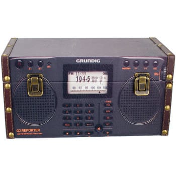 Manden en dozen Signes Grimalt Boxen Grundig Speaker 3 Eenheden