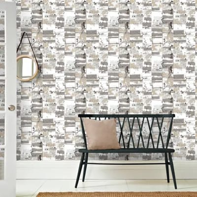 Noordwand - Behang - Friends - & - Coffee - Industrial - Weathered - metallic - beige