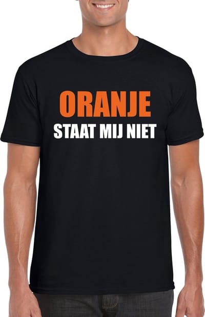 Oranje staat mij niet tekst t-shirt - zwart - voor heren - korte mouwen S