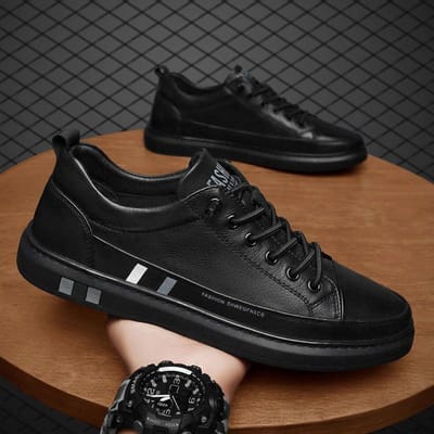 Nieuwe Herenschoenen Mode Leer Heren Casual Schoenen Ademende Platte Schoenen voor Heren Effen Sneakers Mannelijk Hot Zapatillas De Hombre 39 black