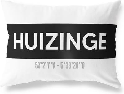 Tuinkussen HUIZINGE - GRONINGEN met coördinaten - Buitenkussen - Bootkussen - Weerbestendig - Jouw Plaats - Studio216 - Modern - Zwart-Wit - 50x30cm