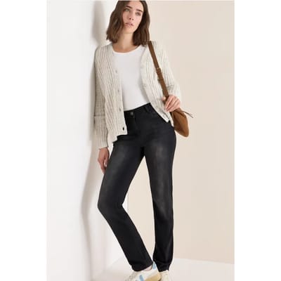 Straight Legs jeans