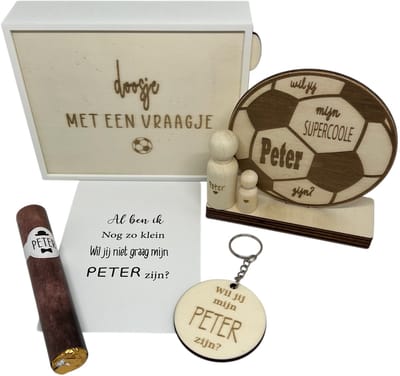 Geschenkbox Wil jij mijn PETER zijn? | okergeel | voetbal | sleutelhanger | peter vragen | meter worden | peetoom vragen | peetoom worden | cadeau | doosje met een vraag