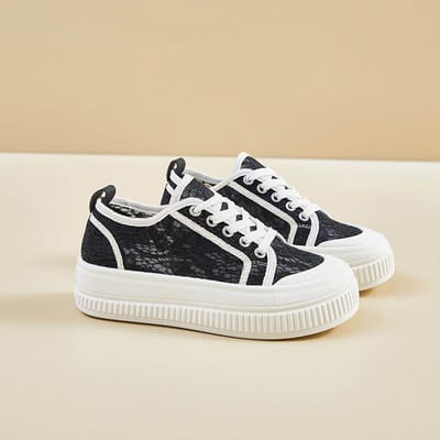 Nieuwe Mesh Canvas Schoenen Dames Zachtzool Veters Casual Board Schoenen Modieus Veelzijdig Street Shot Vissers Wit Schoenen 40 zwart