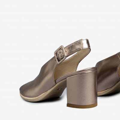 Nero Giardini -Dames - brons - sandalen - maat 37