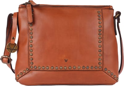Echt Italiaans Leren Boho Crossbody Slingtas met Studs voor Dames – Stijlvol, Duurzaam & Perfect voor Dagelijks Gebruik