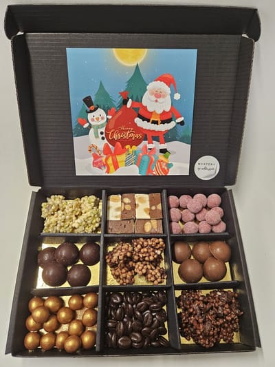 Luxe Belgische Chocolade Proeverij Pakket met Mystery Card 'Merry Christmas'