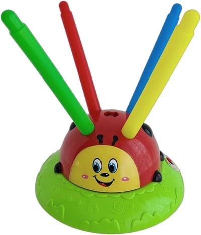 Muzikaal Toss Spel - Lieveheersbeestje Speelgoed - Actief Buitenspelen - 2-in-1 Avontuur - 27 x 24.5 x 13 cm - Multicolor