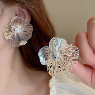 Overdreven metalen grote bloemen Ginkgo Biloba blad imitatie parel geometrie oorbellen persoonlijkheid sieraden vriendin cadeau black