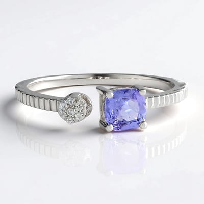 Cavill - Zilveren ring - 925 Sterling Zilver Geplatineerd - 0,559 ct Tanzaniet antiek kussenslijpsel - 7 Zirkonen 0,049 ct - Elegante damesring