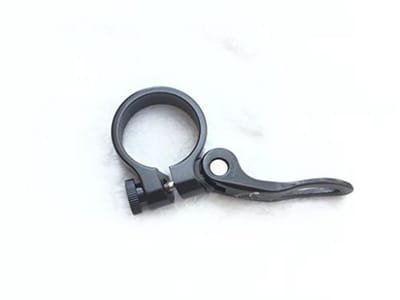 Fietszadel Klem Aluminium Snelsluiting 31.8mm Zwart