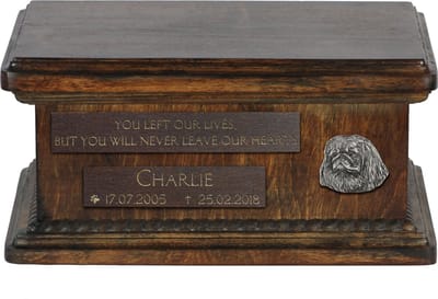 Persoonlijke houten urn voor Pekingees as met gravure, klein formaat