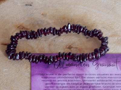 Granaat Armband met split steentjes - edelstenen - Perfect cadeau voor vrouwen - Inclusief uitleg - Spiritueel - Garnet - Activatie - Verdriet - Sexualiteit - Wilskracht - 100% NATUURLIJK