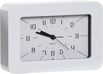 Items Wekker/alarmklok Lausanne - wit - kunststof - 18 x 12 cm - met snooze knop- batterij voeding
