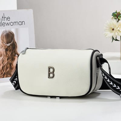 Nieuwe Ruitjes Kleine Tas Meerlaags Mode Casual Kleine Tas Trendy en Sfeervol Eénschouder Onderarm Crossbody Tas . white