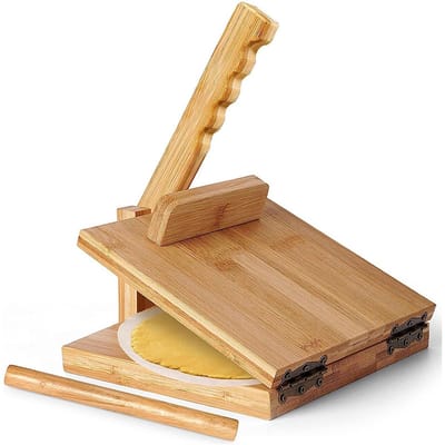 Dailygoods- Tortilla Pers Houten Deegpers - Inclusief Deegroller - 50 Vellen Bakpapier - Geschikt voor Tortilla's/Pannenkoeken - Afmetingen 25,4 x 25,4 cm - Stevig en Duurzaam