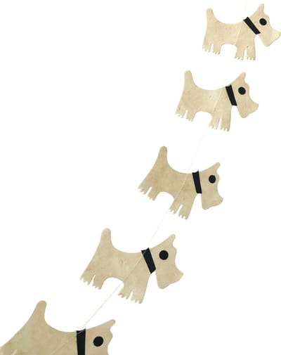 Luna-Leena duurzame honden slinger L 182 cm - Eco Friendly dun papier - gebroken wit - hand gemaakt in Nepal - honden - dog garland - terrier - doodle dog - verjaardag - geboorte - babyshower