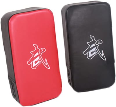 Trainings Kussen - Kickboks Kussen - Vechtsport Training - Duurzaam PU Materiaal - Maat M - Rood