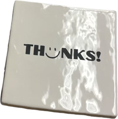 Hippe tegeltje met tekst: Thanks | Wit met zwart | Gepersonaliseerde cadeau | Hippe Spreuktegel | Nieuwe woning cadeau | Housewarming cadeau