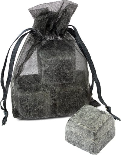 Organza zakje met 3x mini amberblokje black musk - leg deze heerlijk geurende amberblokjes op een schaaltje of laat ze smelten in een geurbrander