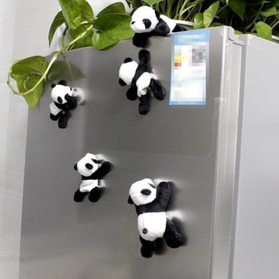 Aimant Panda Mignon en Peluche Douce - Décor Oval en Tissu pour Tableau Blanc et Frigo Parfait Pour Offrir et Organiser blanc