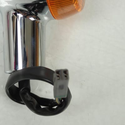 Clignotant arrière droit origine pour moto Kawasaki VN 2000 2004 23040-0037 Neuf