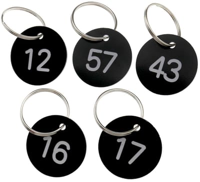 Dailygoods- Nummer Schijven 100 Stuks - Gegraveerd - Tafel Tags - Rond/Generiek - Voor Binnen/Buiten - Kunststof ABS - Tafelnummer