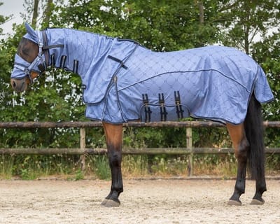 QHP Vliegendeken collection nek+hoed - maat 90/125 - country blue