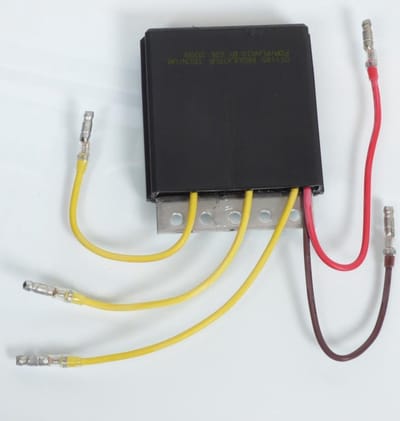 tecnium spanningsgelijkrichter voor quad polaris 325 magnum 2000-2002 2099 / 011145 nieuw