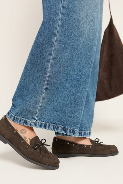 Yours Bruine Bootschoenen Van Imitatiesuède Met Strik In Brede Epasvormsize 37EEE