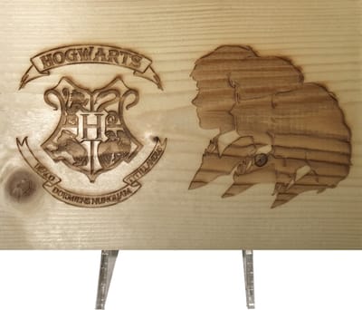 CharredArt - Houten Bord Harry Potter Heads and Crest | Hout kunst - J.K. Rowling - Kinderkamer - Huis decoratie woonkamer - Wanddecoratie accessoires - Kamer interieur decoraties