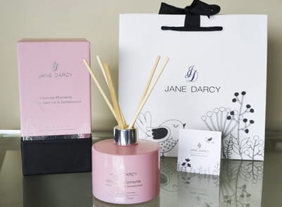 Jane Darcy - Geurstokjes Intimate Moments - 180 ml - White Jasmine & Sandalwood