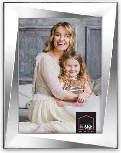 HAES DECO – Verzilverde Fotolijst Firenze voor een foto van 15x20 cm – Fraai Verzilverd met luxe Houten achterzijde en standaard om neer te zetten – VP10220