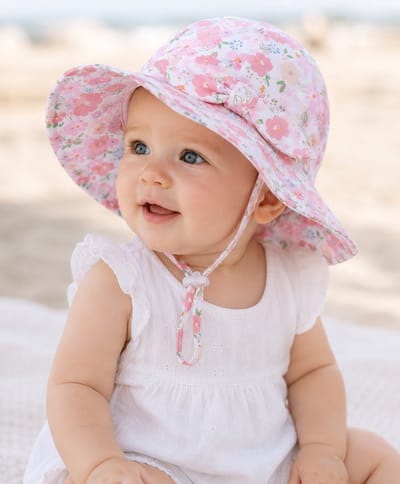 Baby Zonnehoedje Meisje – Roze Bloemen – Verstelbaar Zomerhoedje – Maat 48