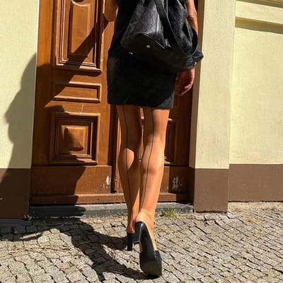 Kuwa 1 Paire 30D Collants Fines pour Femmes à Couture Arrière Collants en Nylon Doux Coupe Ajustée Ultra-Fins Anti-Accrocs Collants pour Femmes S 40-50kg black