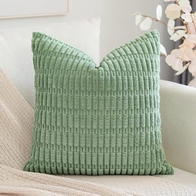 Decoratieve Kussenhoezen - Boho Kussenslopen - Bank Decoratie - Zachte Corduroy Stof - 45 x 45 cm - Saliegroen