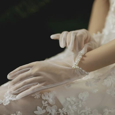 Gants de Mariage Transparents Vintage Blancs Gants de Robe de Mariée Maille Nœud Perle Courts Dentelle Accessoires de Mariage gray