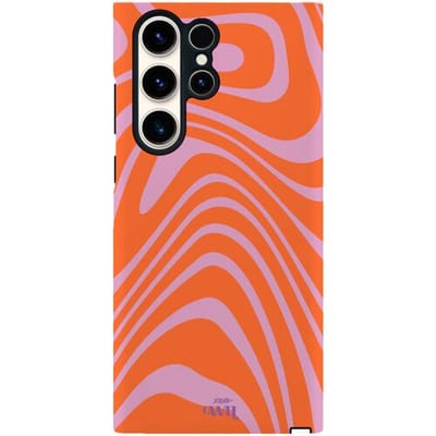 xoxo Wildhearts Boogie Wonderland Orange - Hoesje geschikt voor Samsung Galaxy S25 Ultra - Siliconen hoesje met dubbele beschermlaag - Luxe case - Stevige backcover - Golvenprint - Golvend patroon - golven - Oranje