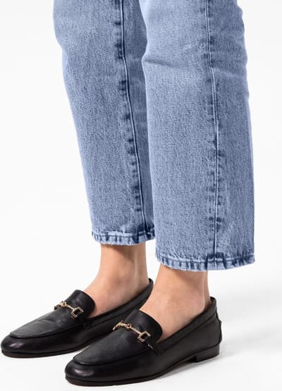 Sacha - Dames - Zwarte leren loafers met goudkleurige chain - Maat 39