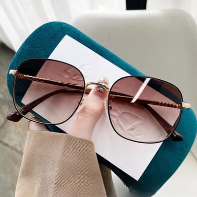 Kleine Metalen Ronde Doos Luxe Meisjes Zonnebril Little Red Book Mode Online Beroemdheden Zonnebril.